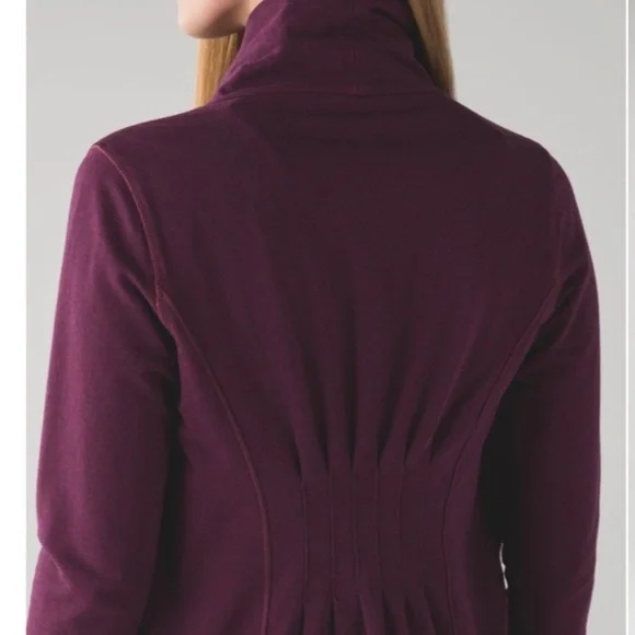 Authentic Lululemon Athletica Restore Wrap, Heathered Red Grape/Purple, Size 6 - Picture 4 of 14